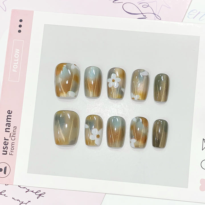 Künstliche Nagelspitzen mit Blumendesign Karnz