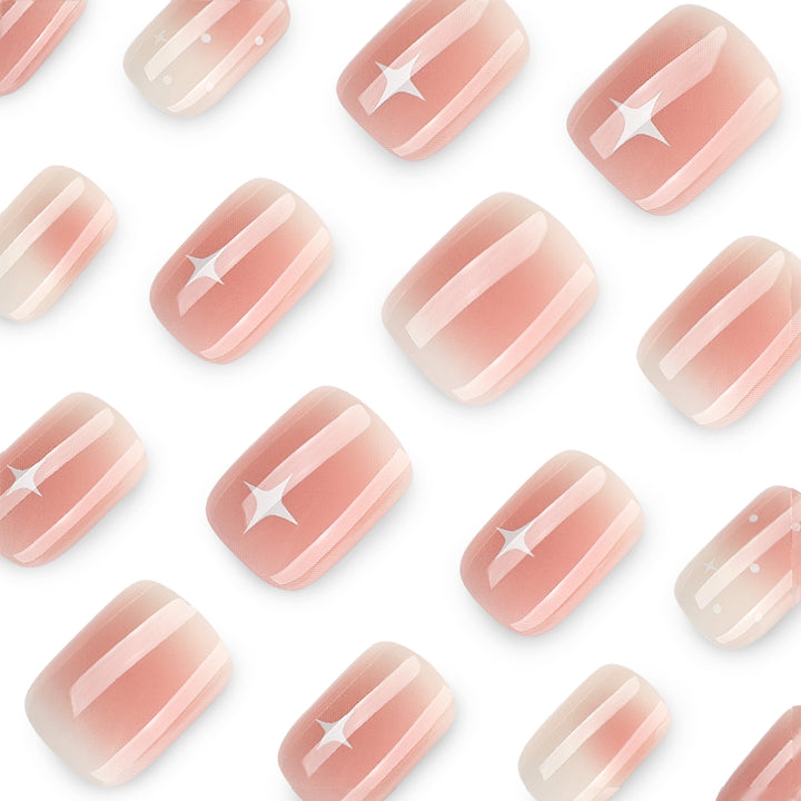 Nagelkunst mit Ombre-Effekt und Glitzerakzenten Karnz