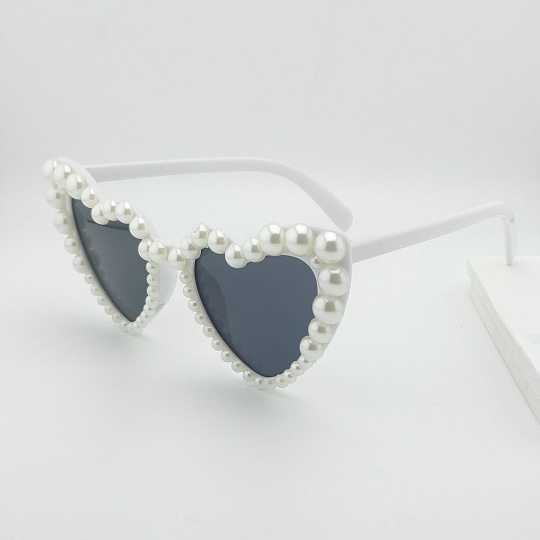 Herzförmige, perlenverzierte Sonnenbrille Karnz