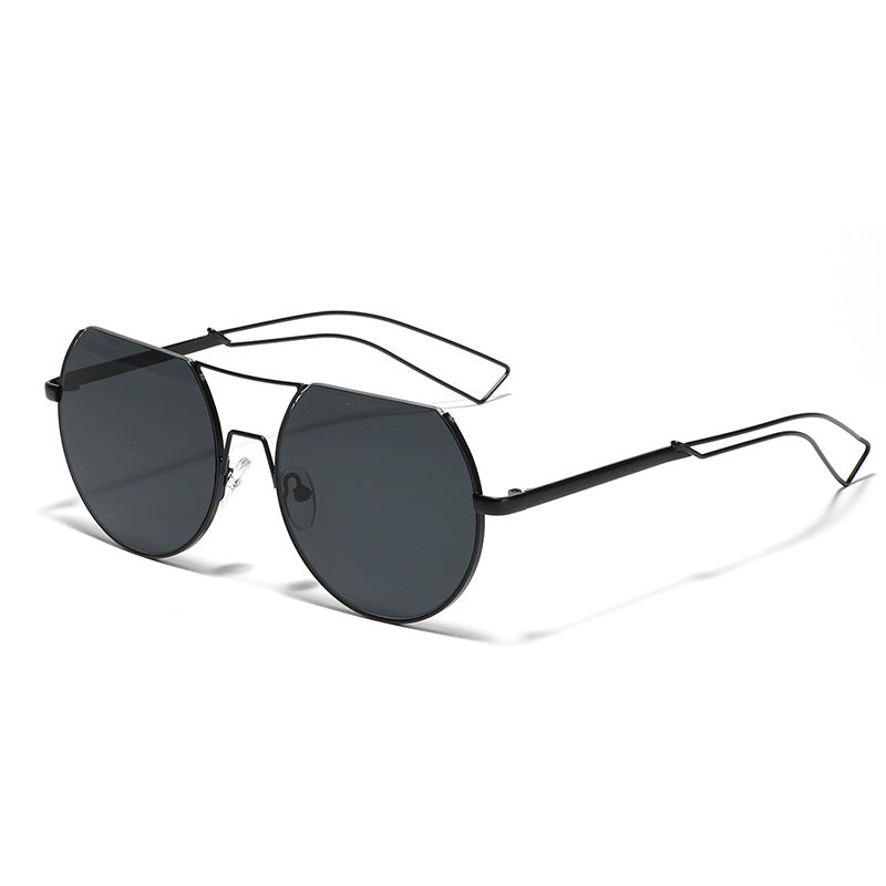 Damen geometrische Sonnenbrille mit durchscheinendem Gläsern und stylischen Metallrahmen Karnz