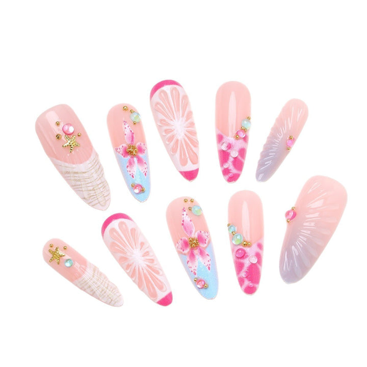 Kunstnagelset mit floralem und fröhlichem Design Karnz
