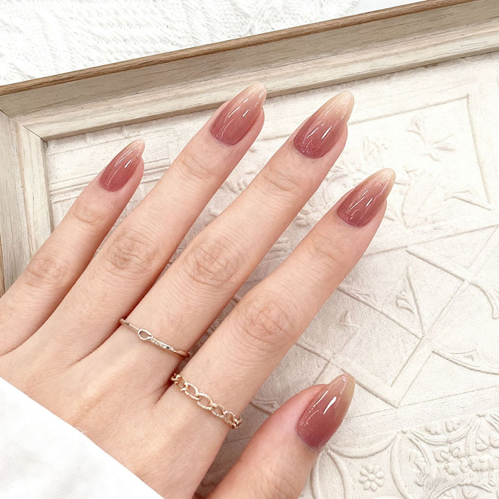 Elegante Ombre Druck-Nägel Karnz