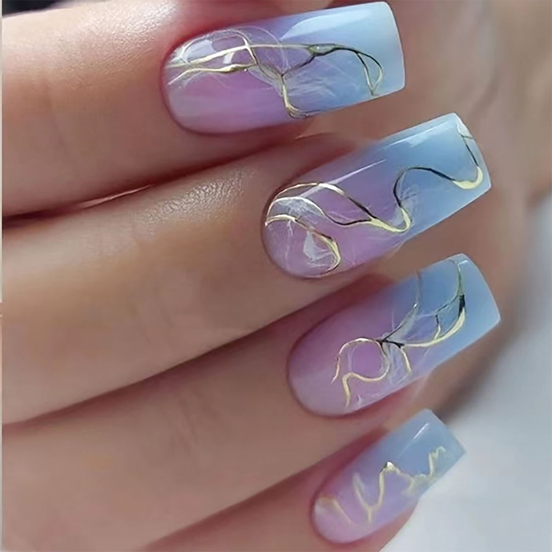 Elegantes Marmor Design Nagelkunst