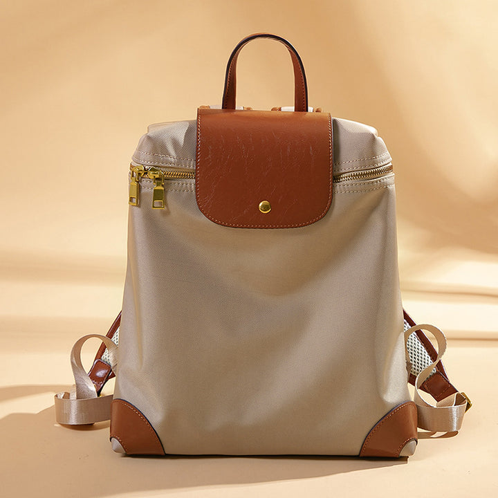 Vielseitiger Multi-Taschen-Rucksack mit Lederakzenten