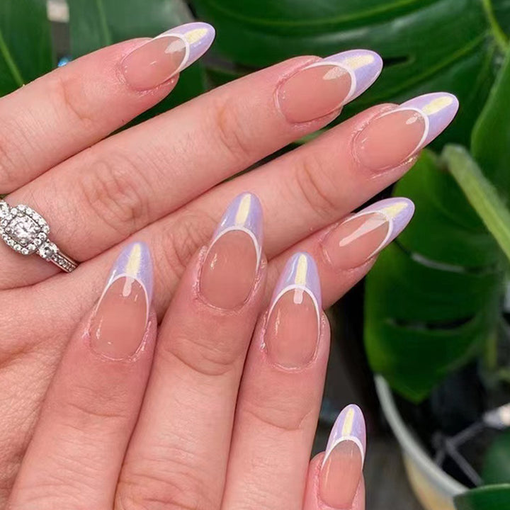 Elegantes Stiletto-Nageldesign Karnz