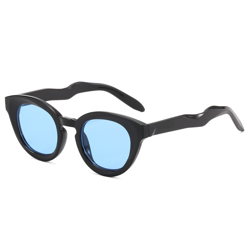 Damen modische Sonnenbrille mit feline Features Karnz