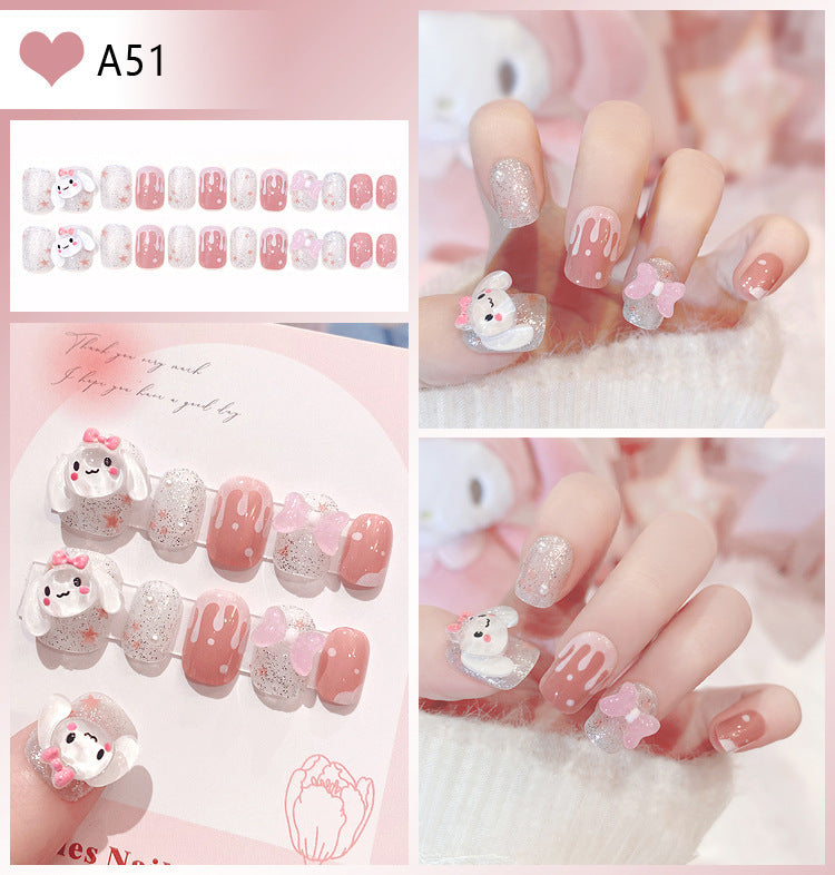 Dekorative florale Press-On-Nagelspitzen Karnz