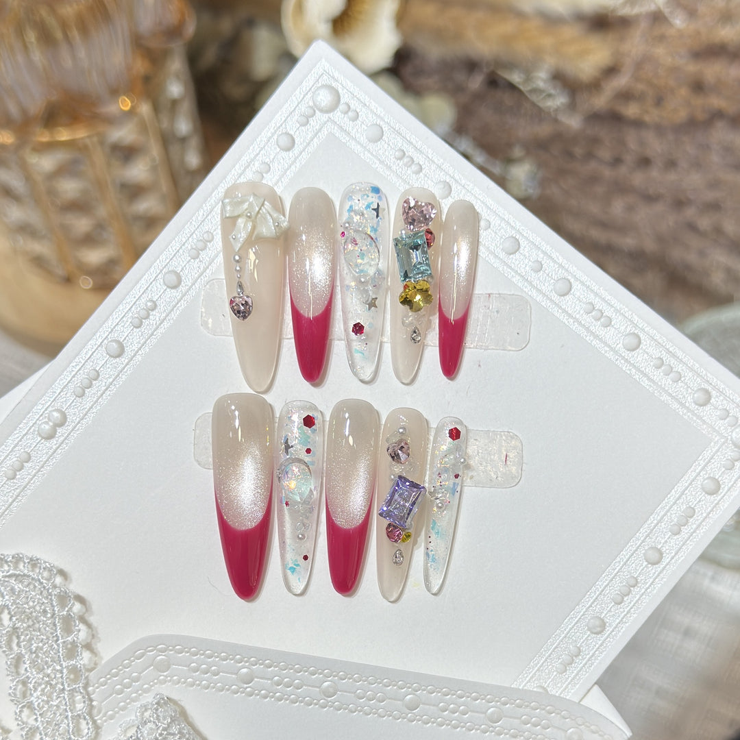 Stylisches dekoratives Press-On-Nagelset Karnz