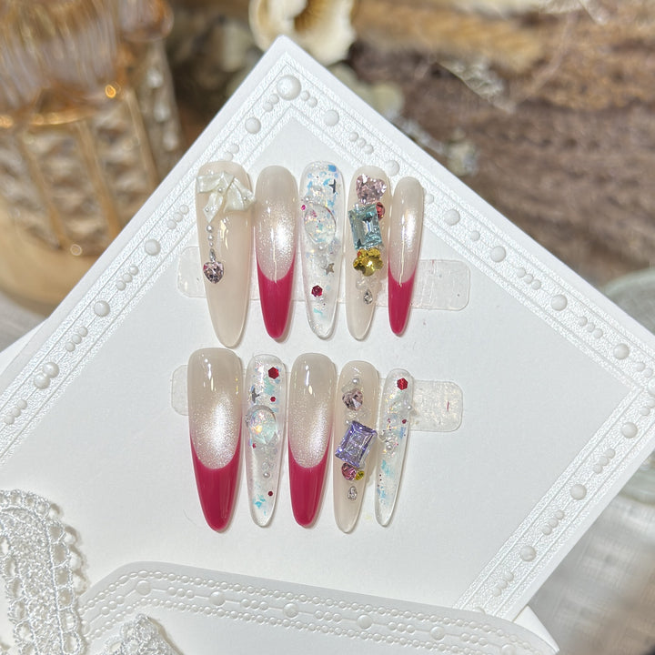 Stylisches dekoratives Press-On-Nagelset Karnz
