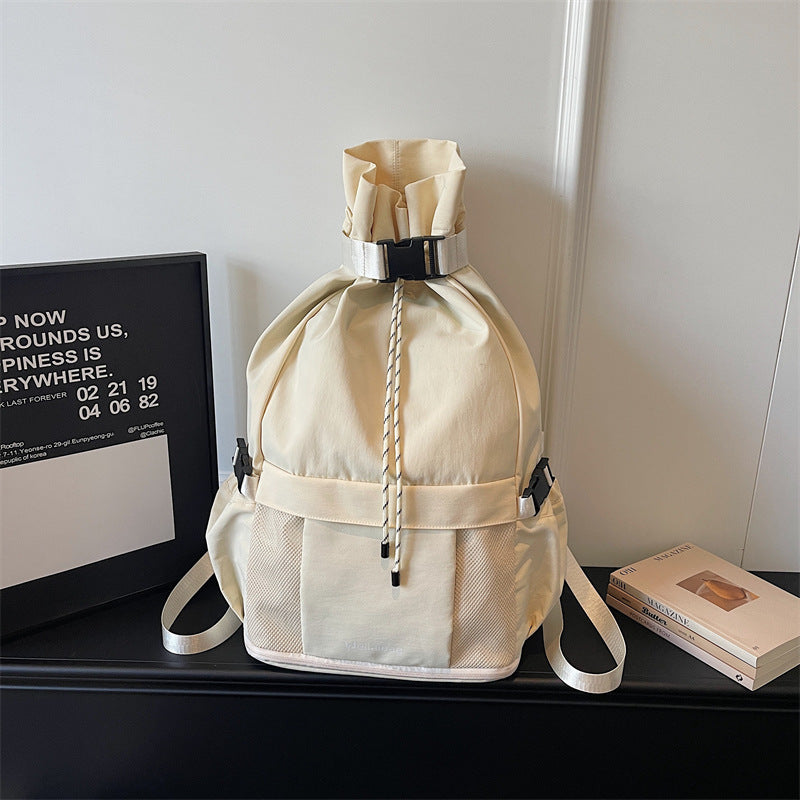 Stylischer Roll-Top Urban Rucksack
