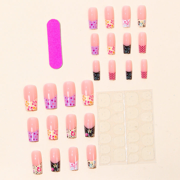 Künstlerische Acryl Nageldesigns Karnz