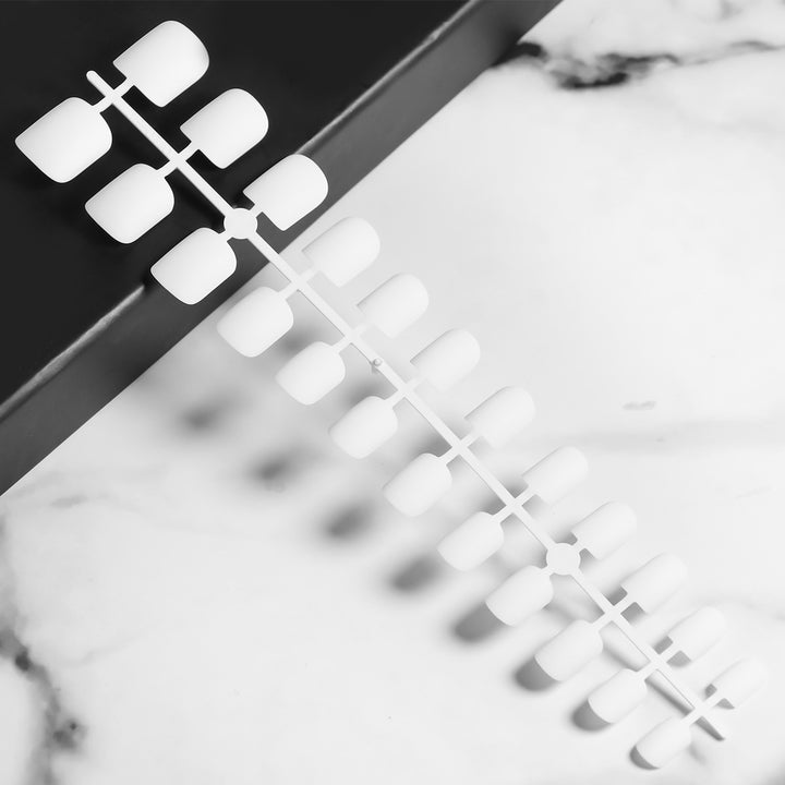 Matte Finish Press-On Nail Tips Karnz