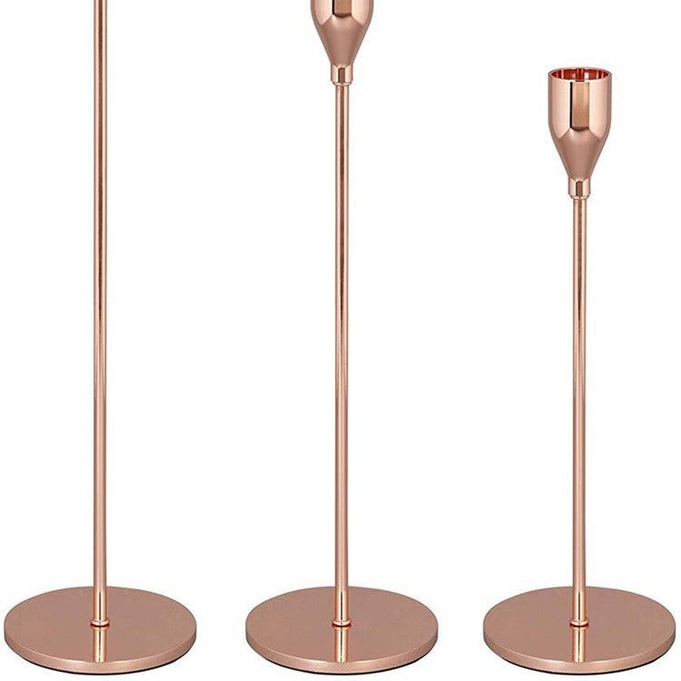 Modern Minimalist Taper Kerzenhalter Set mit polierter Metalloberfläche Karnz