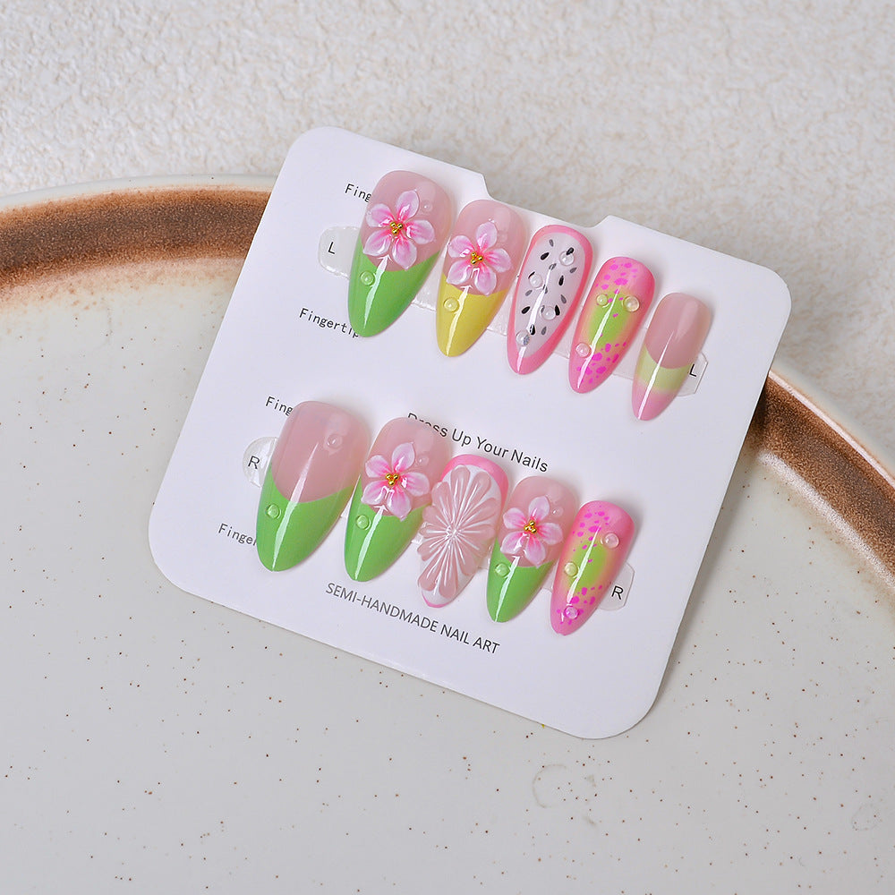 Künstlerisches floral gemustertes Press-On Nagelset Karnz