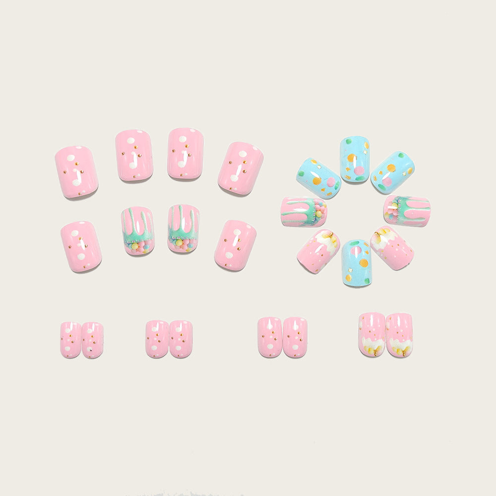 Kunstnägel mit Verspieltem Cupcake-Design Karnz