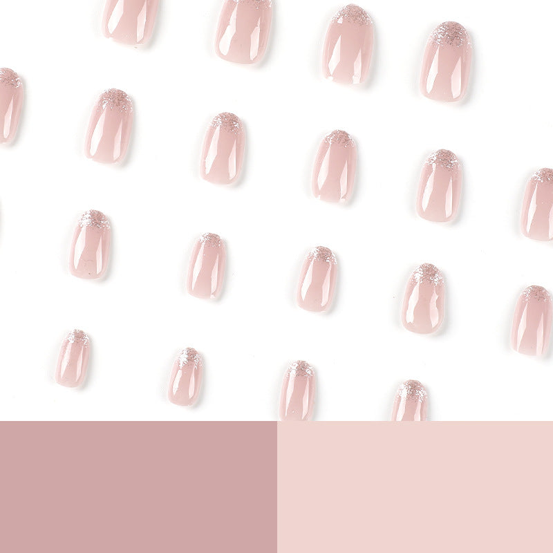 Kunstvolle Nagellack-Applikationen mit elegantem Glitzer-Finish Karnz