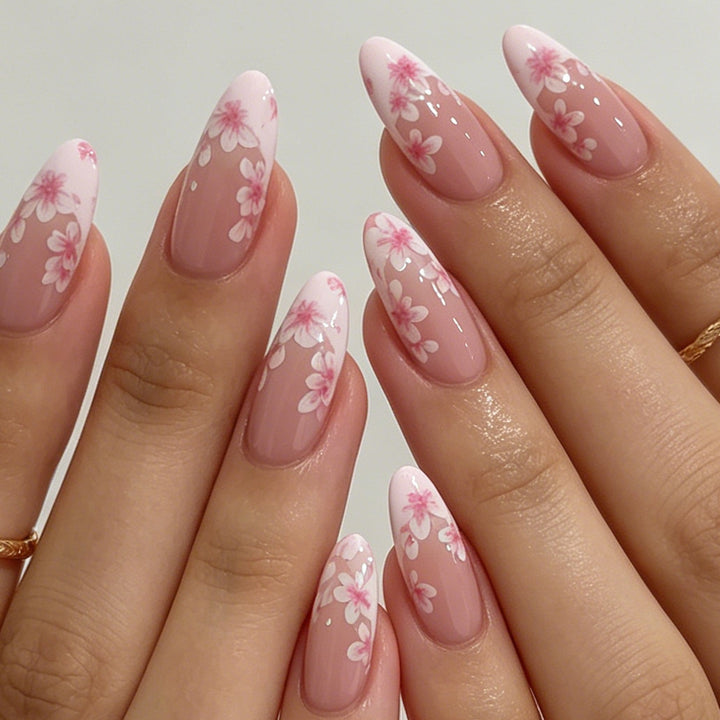 Floral Accent Stiletto Nagelkunst Set Karnz