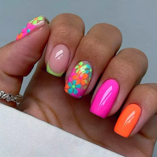 Spaß Floral Press-On Nagelkunst Karnz