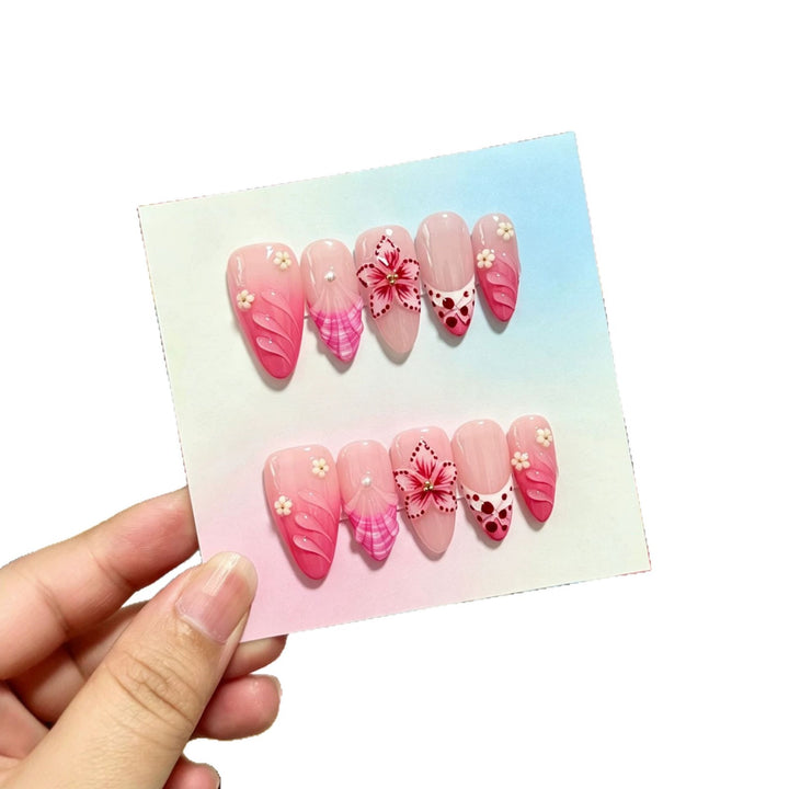 Blumenverzierte Press-On Nagelkunst Set