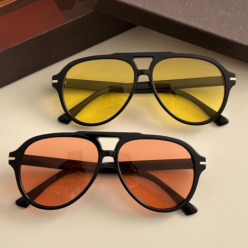 Damen stilvolle Sonnenbrille mit markantem Design Karnz