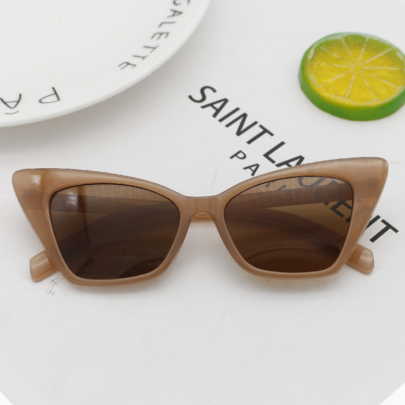 Damen Modische Cat-Eye Sonnenbrille mit hochwertiger Rahmenstruktur Karnz
