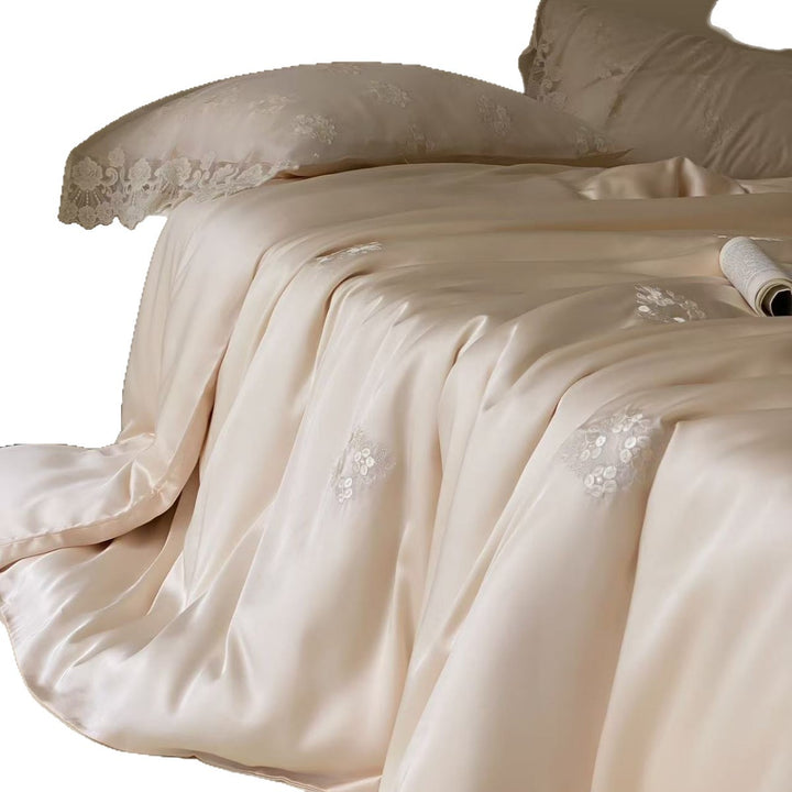 Bestickte Satin Bettwäsche Set mit Spitzenbesatz Kissenbezügen