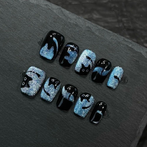 Künstlerisches Press-On Nagelkunst Design Set Karnz