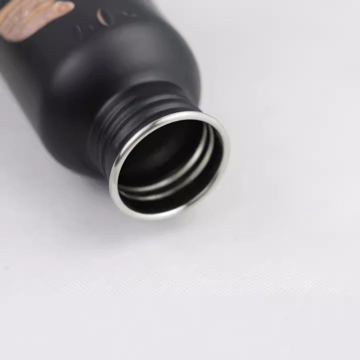 Isolierte Wasserflasche Karnz
