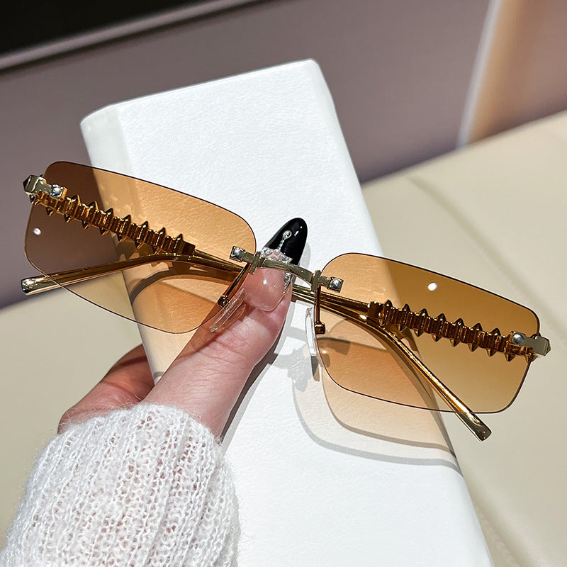 Damen elegante und modische Brille Karnz