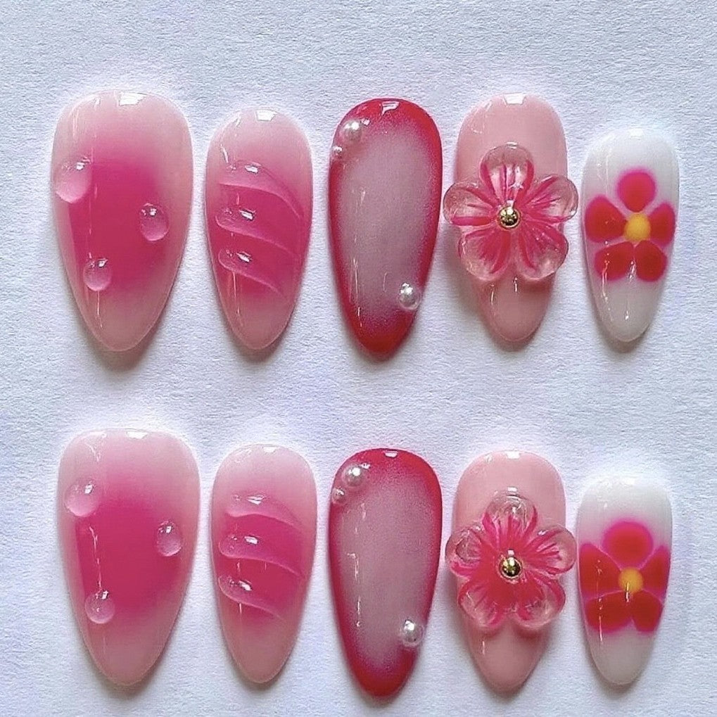 Blumenverzierte Press-On Nagelset