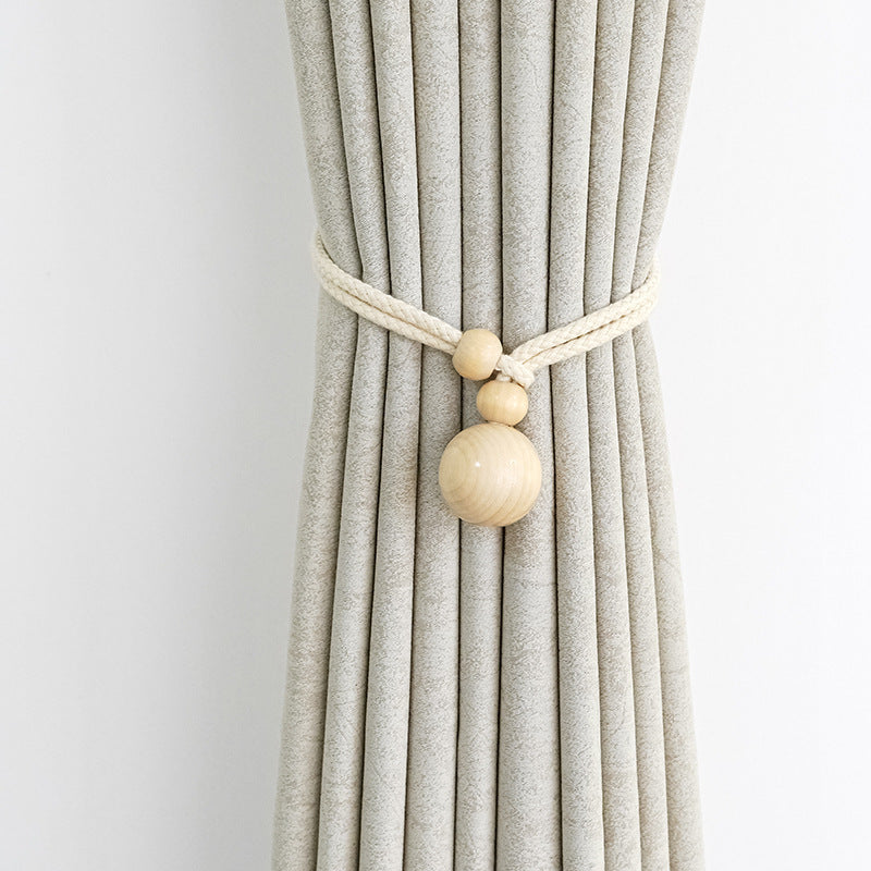 Eleganter Vorhanghalter mit Holzperlen Karnz