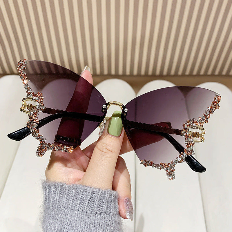 Damen extravagante Cat-Eye Sonnenbrille mit funkelnden Strassverzierungen Karnz