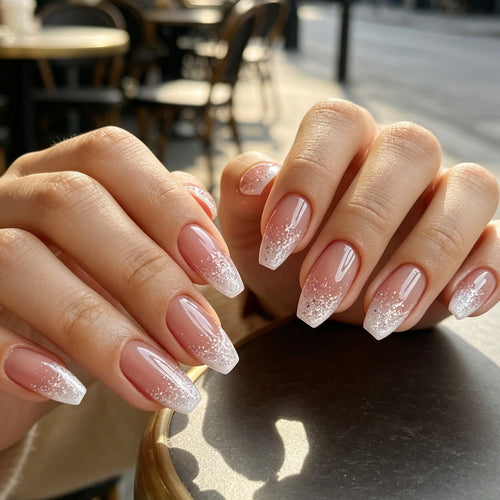 Elegantes Ombre-Nageldesign Karnz