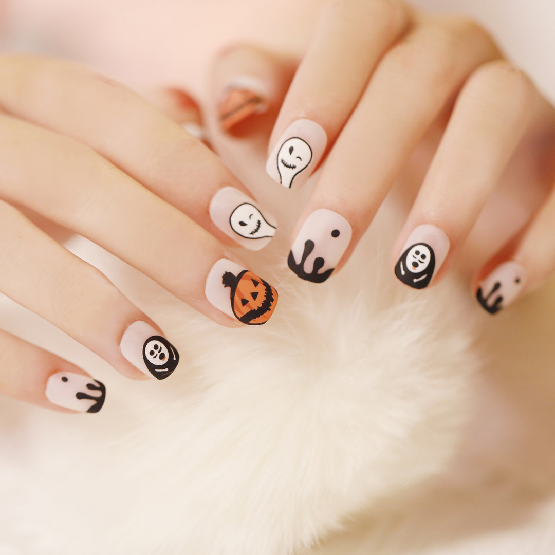 Kreative Halloween Nagelkunst Karnz