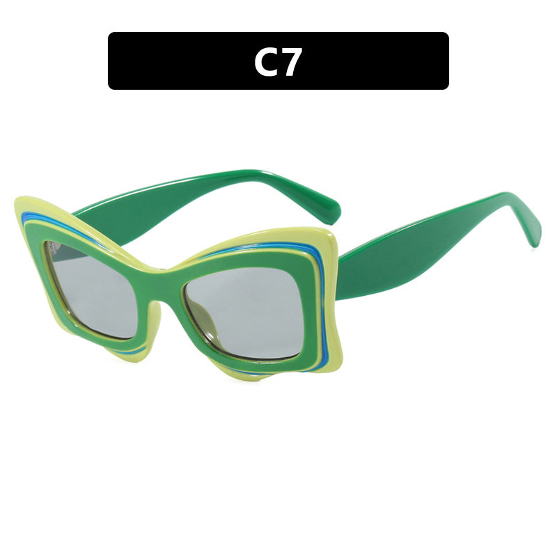 Damen oversized Sonnenbrille im extravaganten Design Karnz
