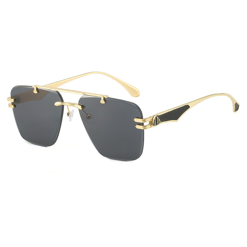 Damen Designer-Sonnenbrille im extravaganten Rahmen Karnz