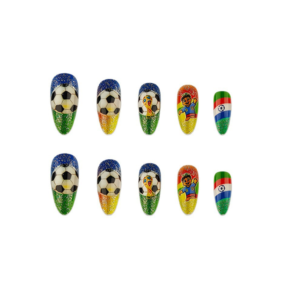 Kunstnägel mit Fußball-Motiv und Glitzerakzenten Karnz
