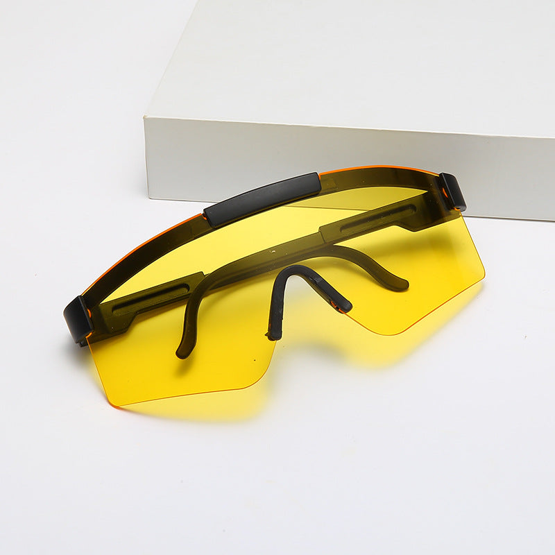 Damen Sport-Sonnenbrille mit futuristischem Design Karnz