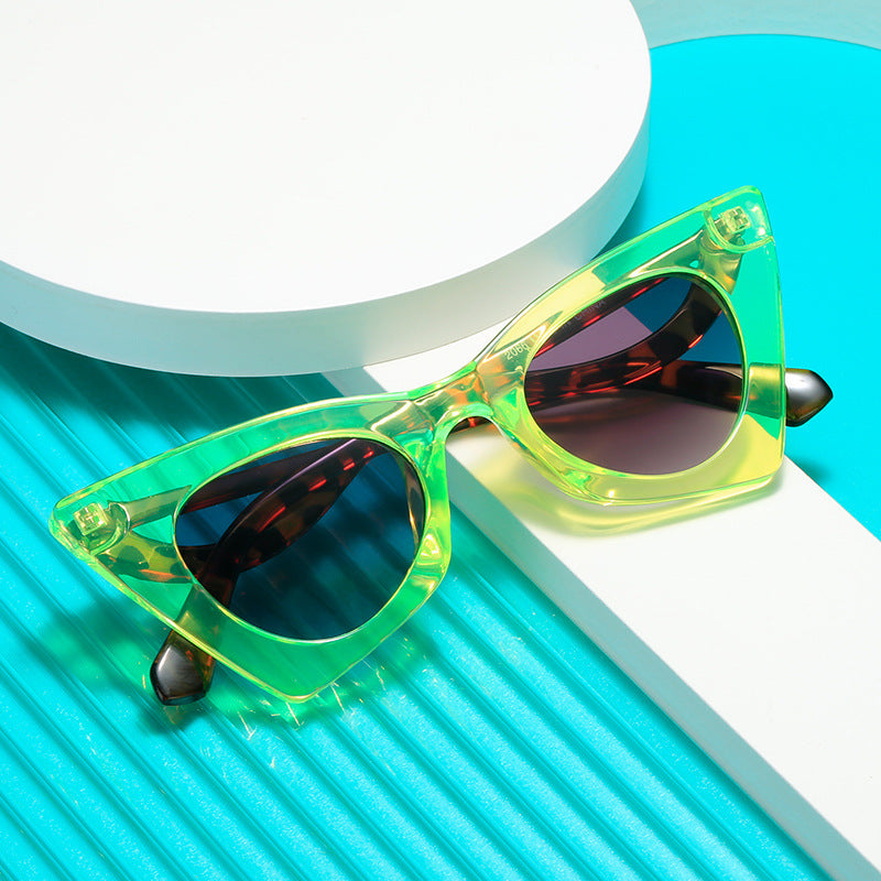 Damen Modische Katzenaugen Sonnenbrille im Fashion-Stil Karnz