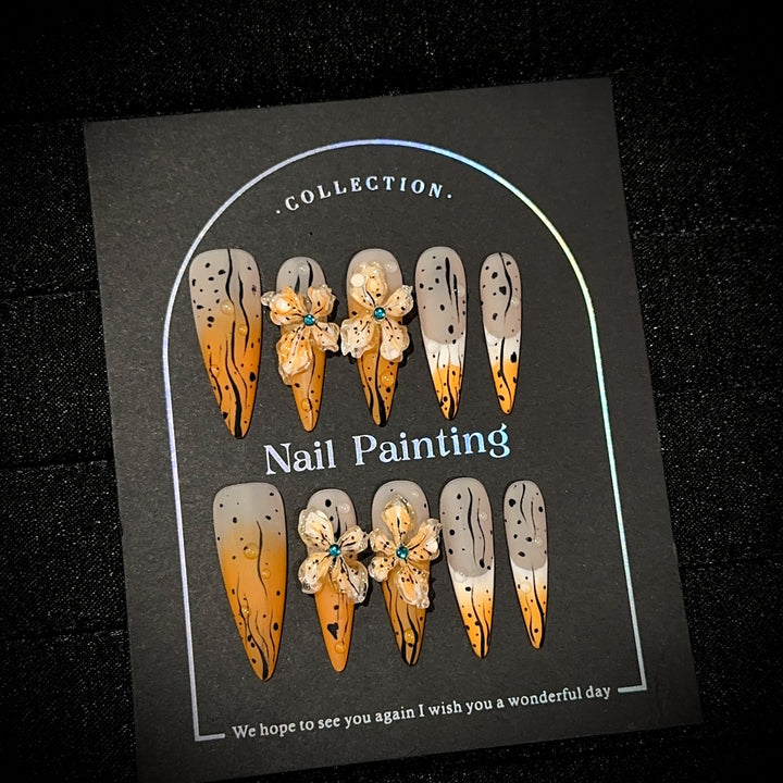 Künstlerische Blumen-Themen Nagelkunst Kollektion