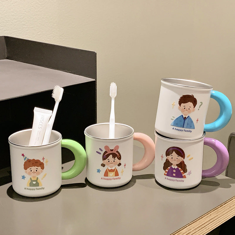 Keramiktasse mit Fröhlichem Familienmotiv Karnz