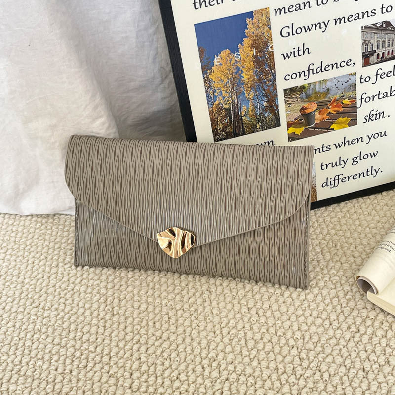 Elegante Patelleder Abend-Clutch
