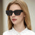 Damen stylische quadratische Sonnenbrille im modernen Design mit veredelt Kunststoffrahmen Karnz