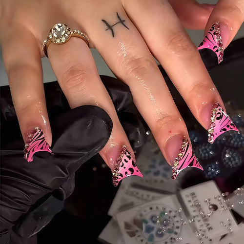 Glamorous Stiletto-Nagelerweiterungen Karnz