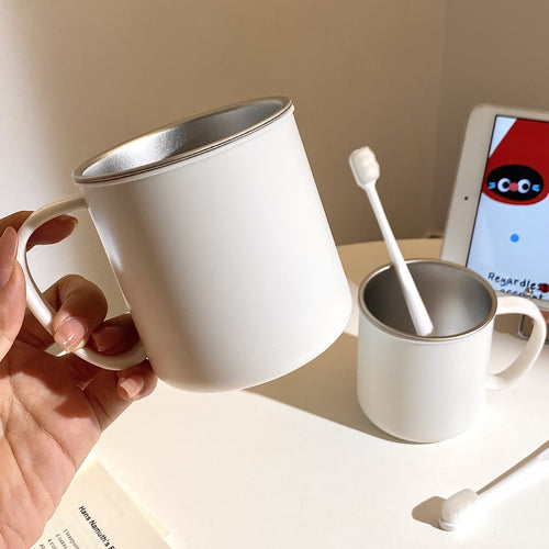 Isolierte Keramiktasse mit Doppeltem Wanddesign Karnz