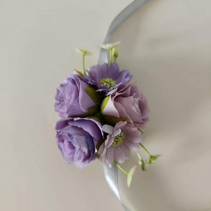 Elegante Blumen-Korsage