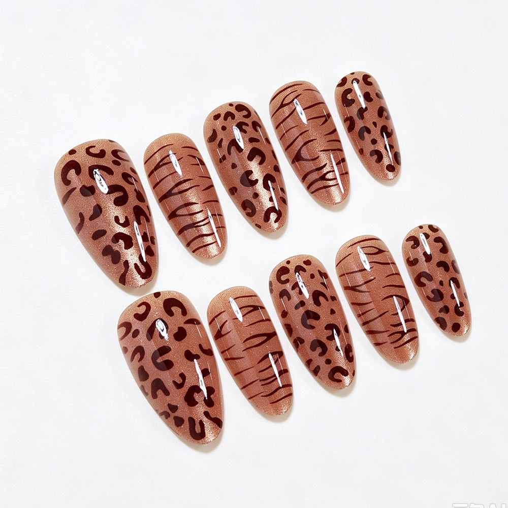 Stylisches Tiermuster Press-On Nail Set Karnz