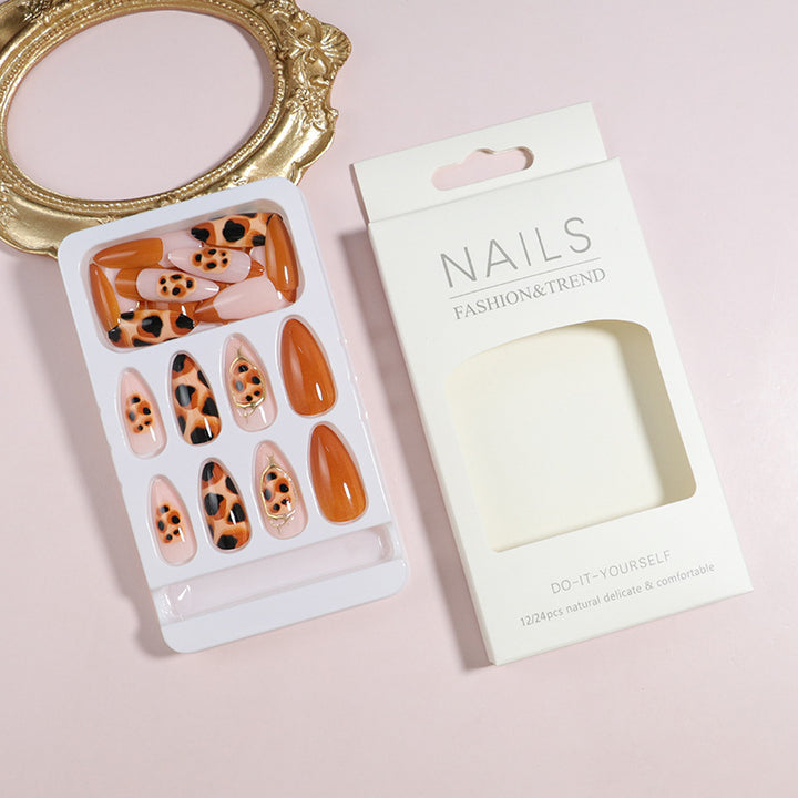 Künstlerisches Nagelkunst-Set Karnz