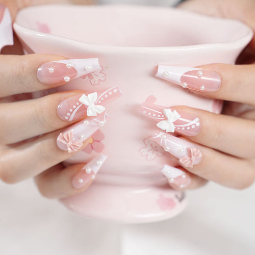 Elegante Premium Dekorative Press-On Nagelspitzen Karnz