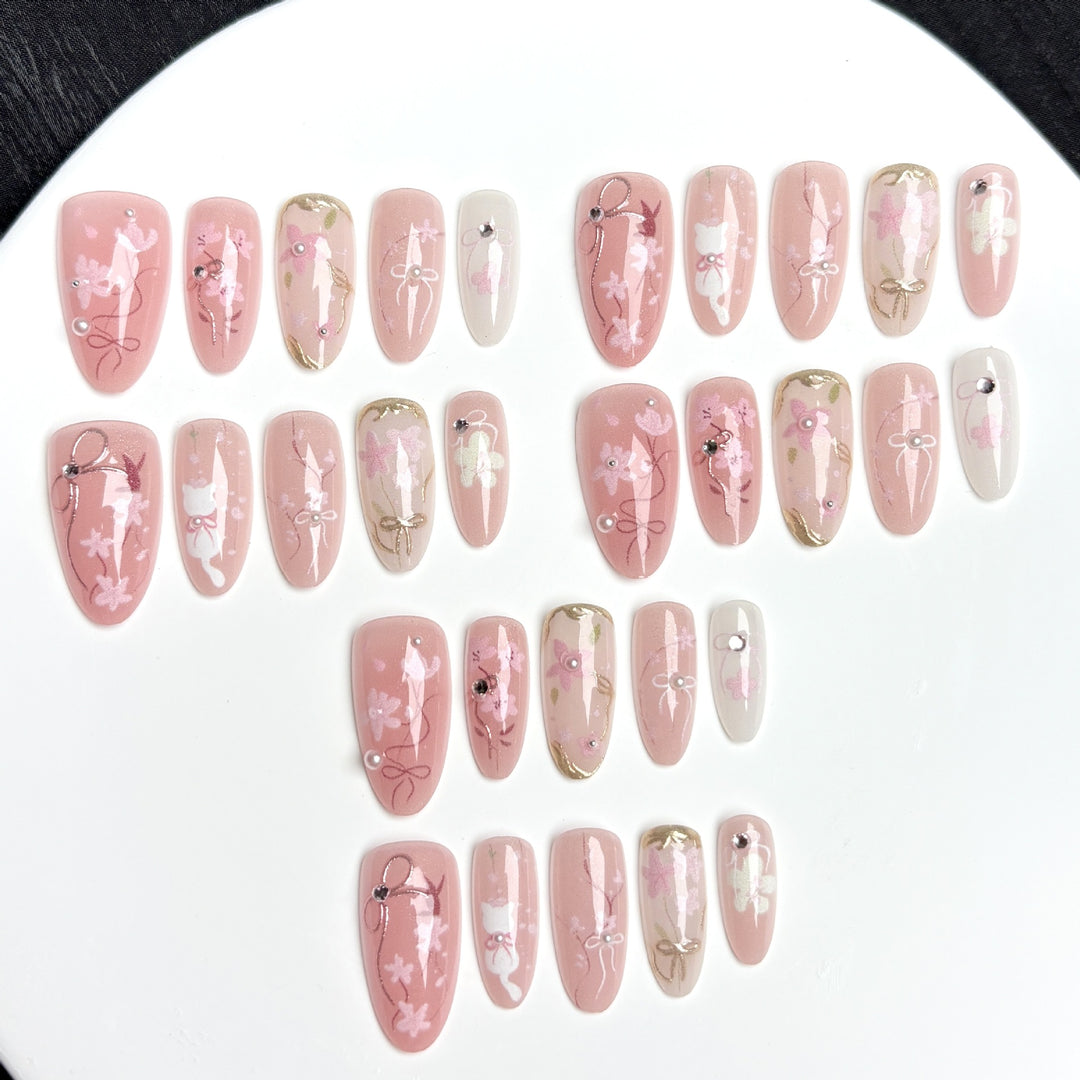 Dekoratives Floral Press-On Nagelset 1790745849
